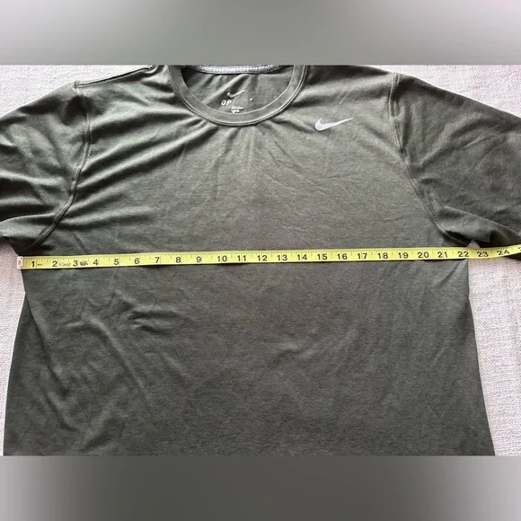 Nike Men's Olive Dri-FIT Tee - Picture 5 of 7